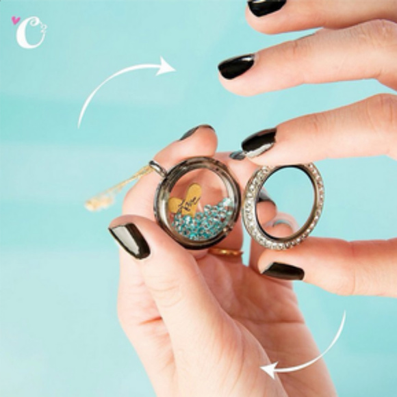 Medium Rose Gold Base Twist Living Locket Necklace - Picture 2 of 2